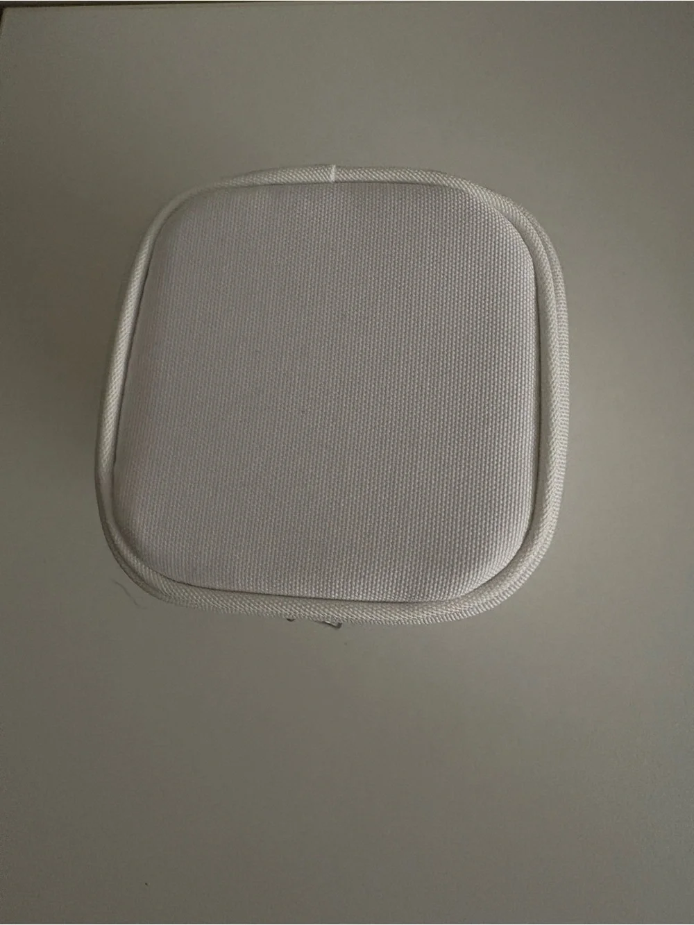 🤍Maison Margiela White Vanity / Cosmetic Case